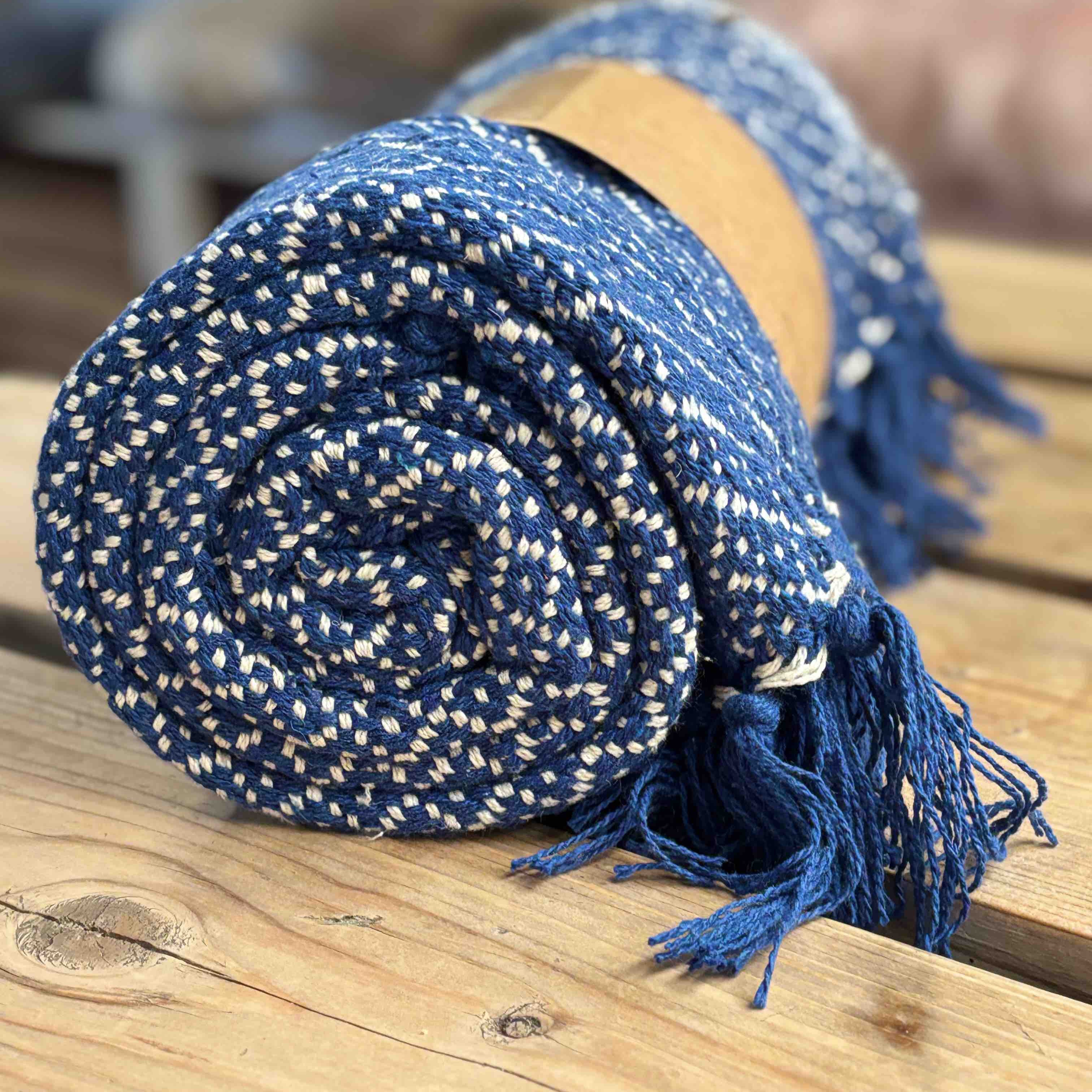 Outdoor Cotton Patio Throw – 150 x 125 cm Luxury Blanket