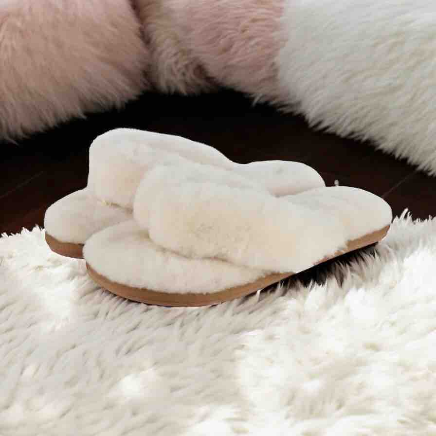 Maeve Womens Sheepskin Flip Flop