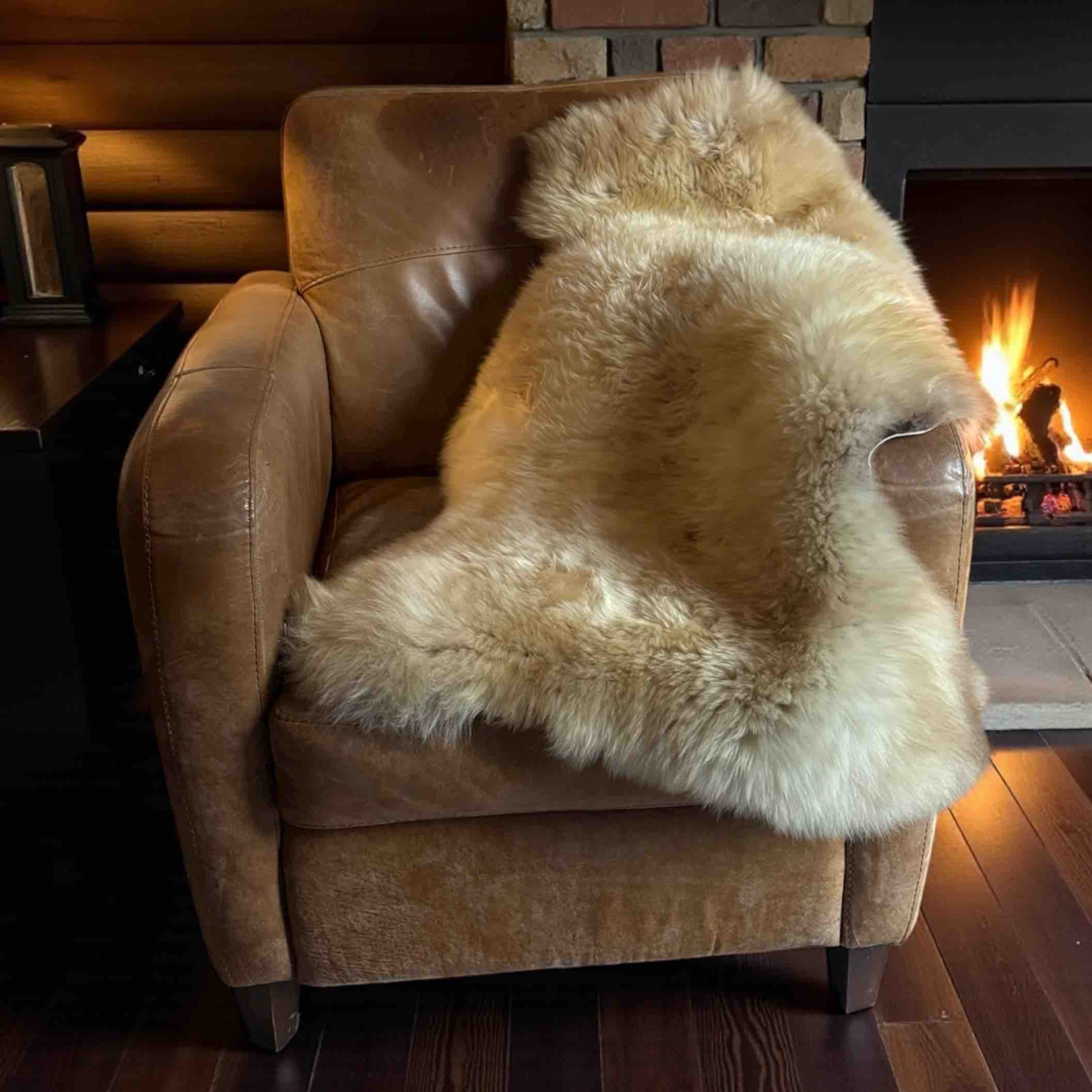 Extra Large Genuine Hill Sheep Sheepskin rug | 100 cms