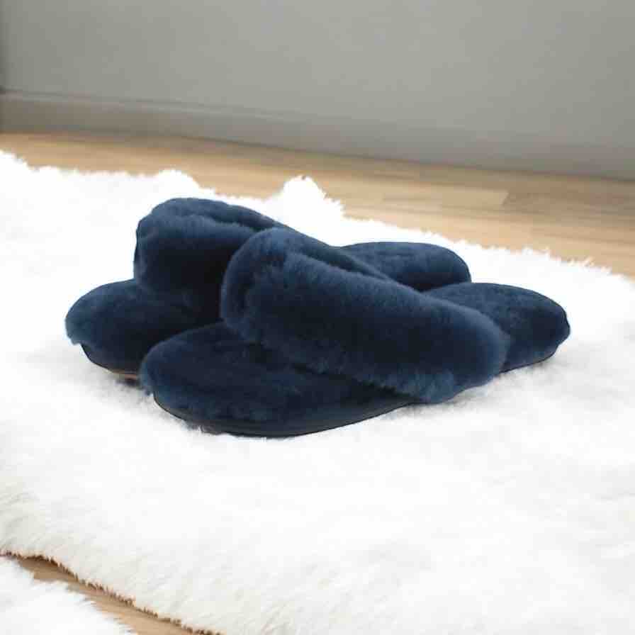 Maeve Womens Sheepskin Flip Flop