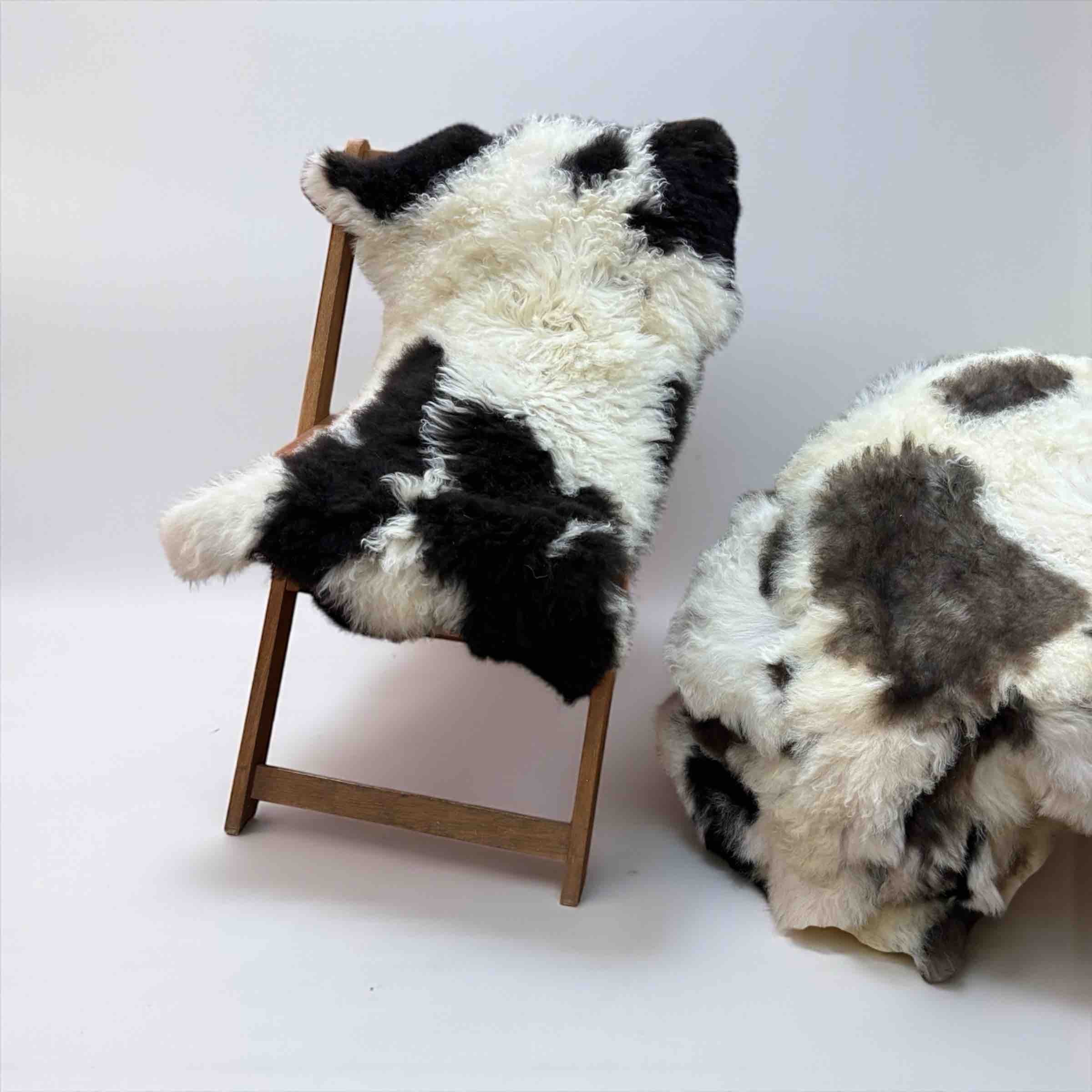 Small Jacob Sheep sheepskin rug