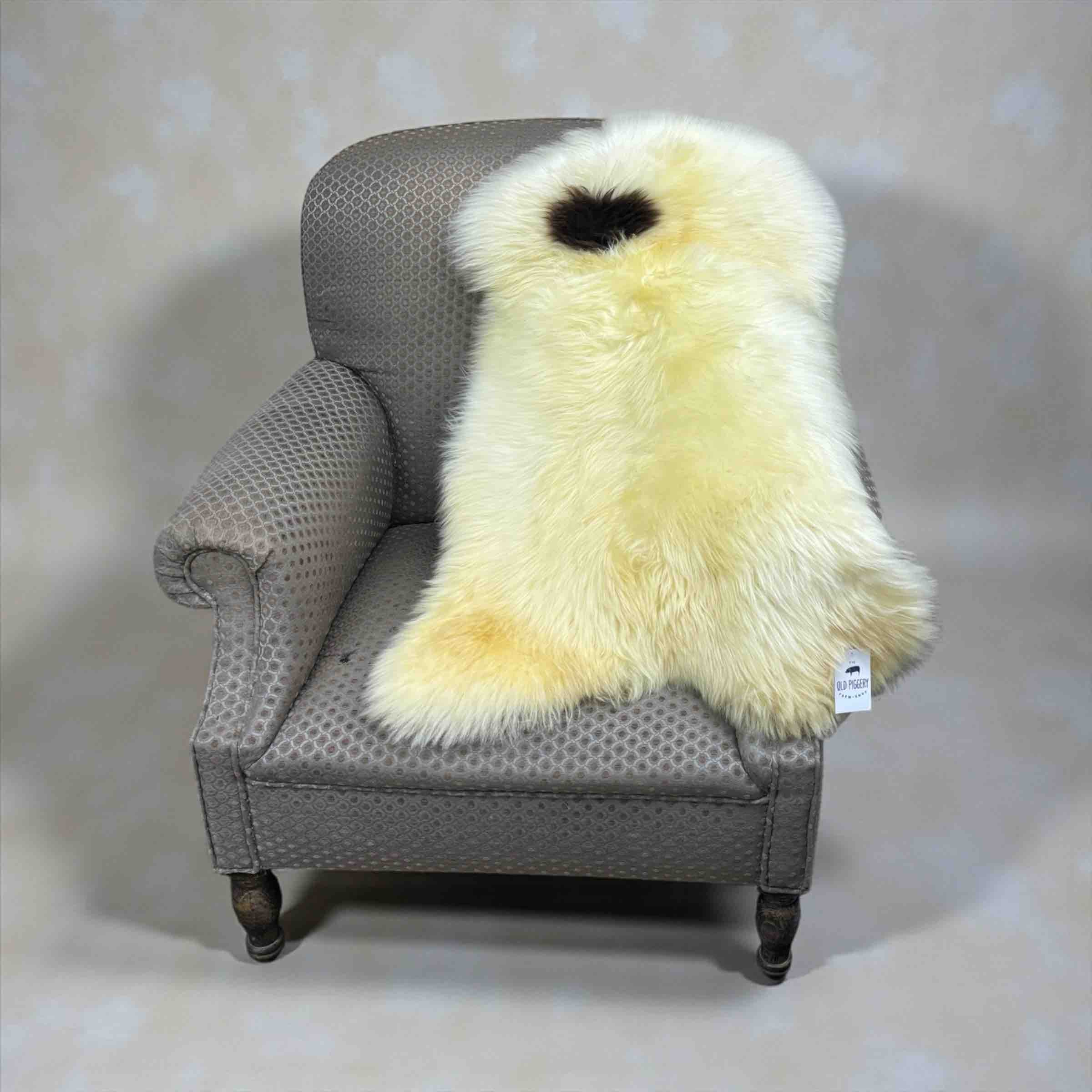 Hill Sheep Sheepskin Rug With Spot Or Spots | 95/100 cams