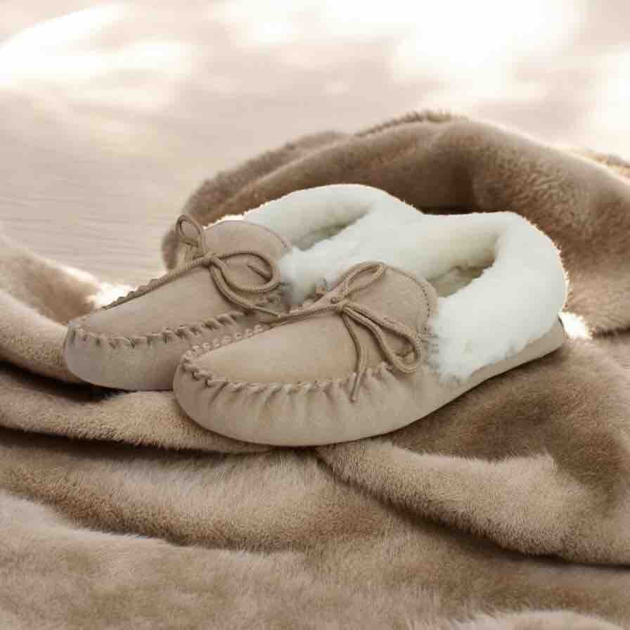 Ladies Sheepskin Lined Suede Moccasin | Camel
