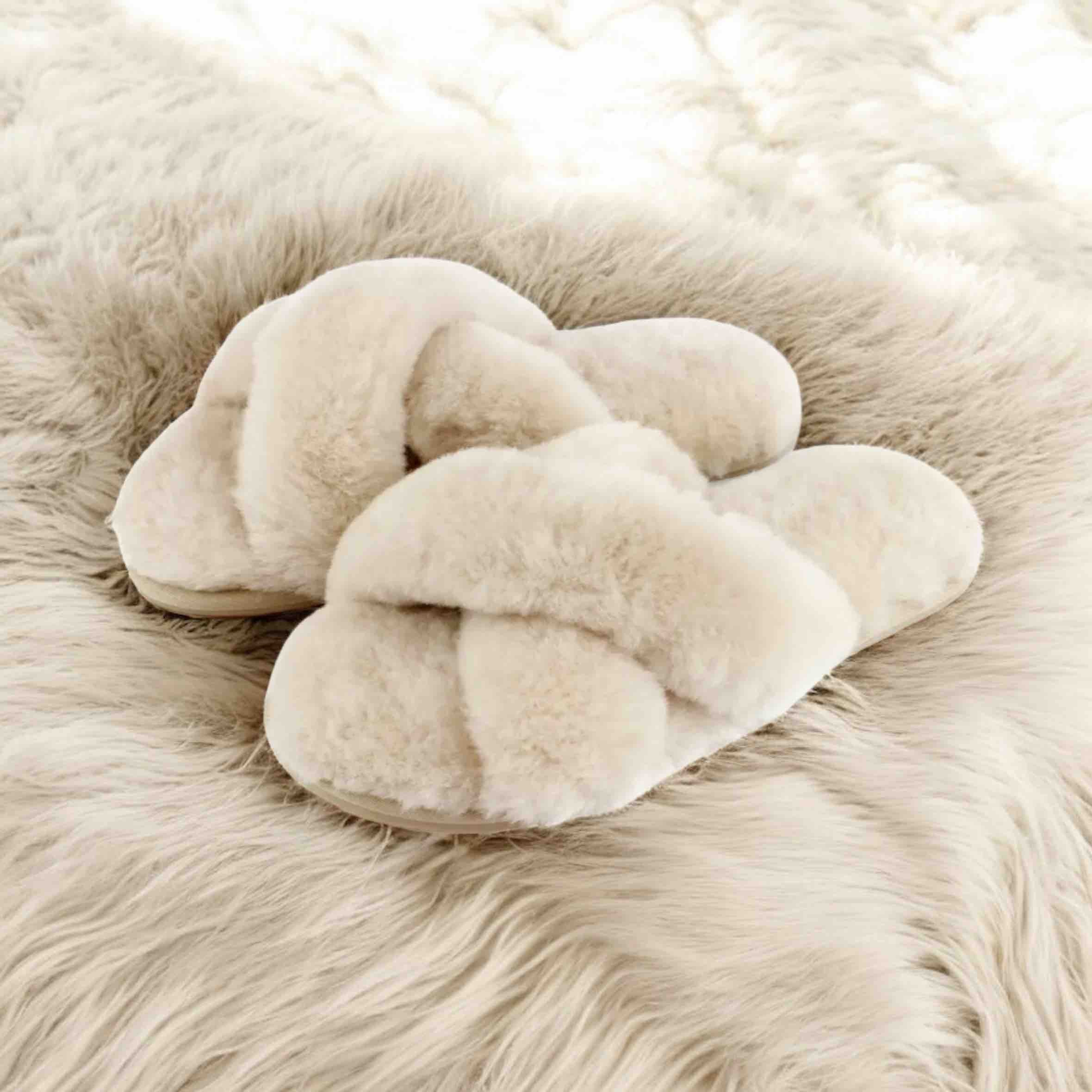 Ladies Sheepskin Slider