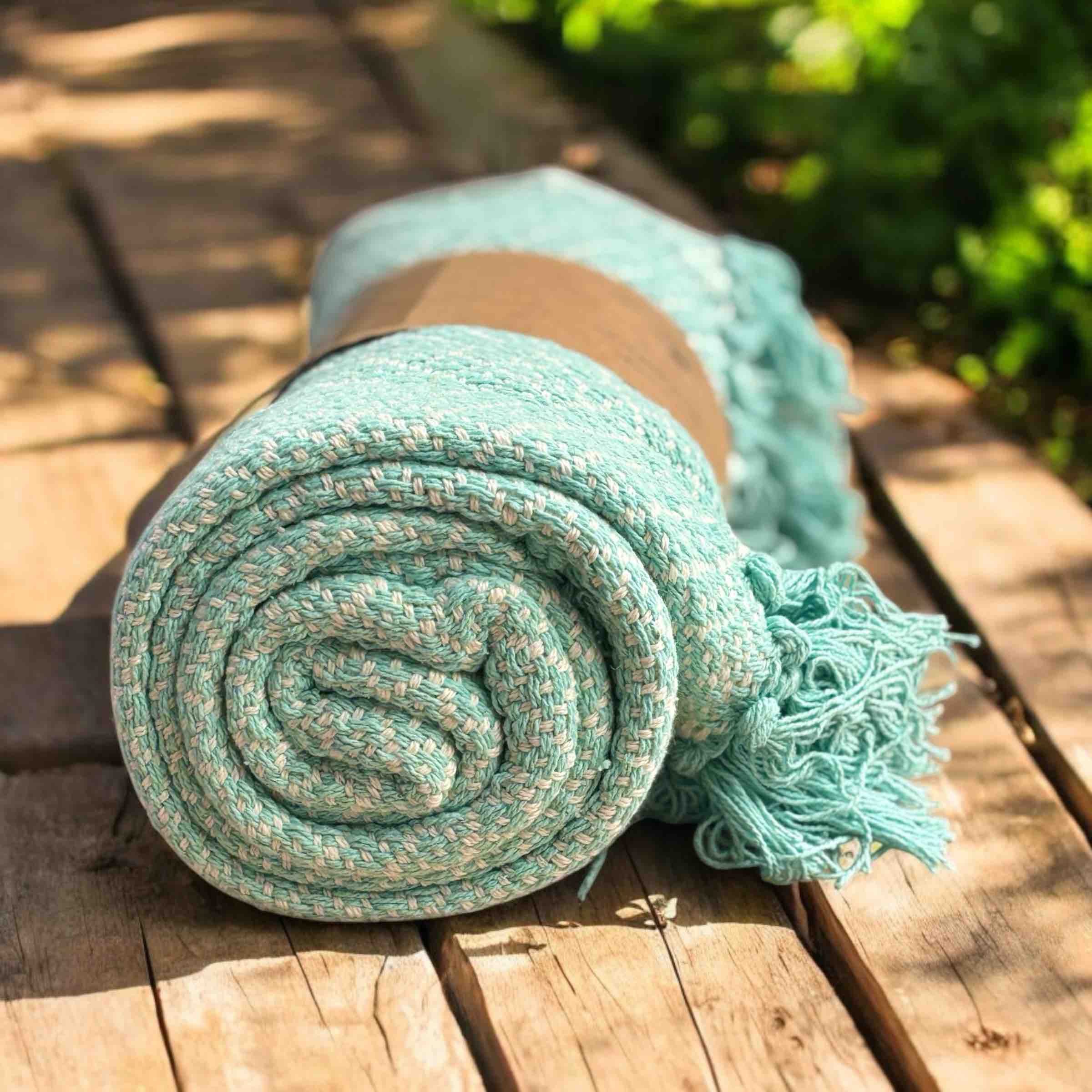 Outdoor Cotton Patio Throw – 150 x 125 cm Luxury Blanket