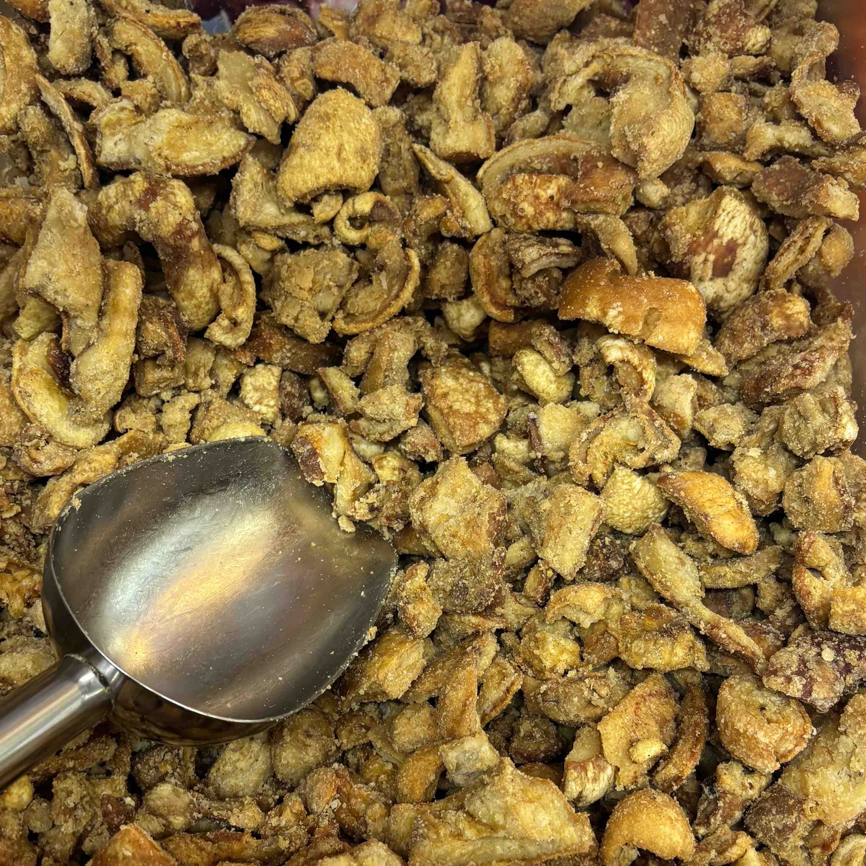 Old Piggery Pork Scratchings