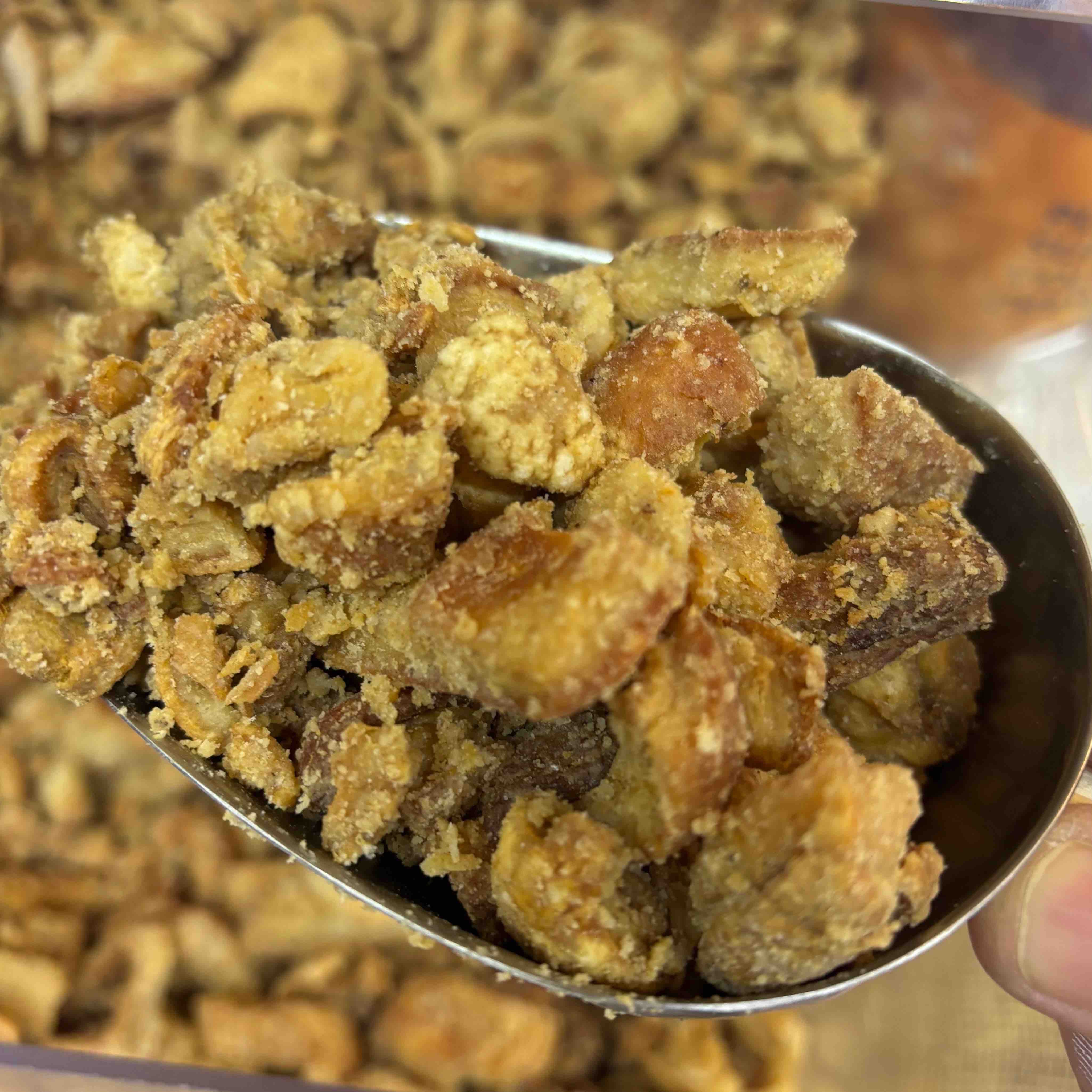 Old Piggery Pork Scratchings