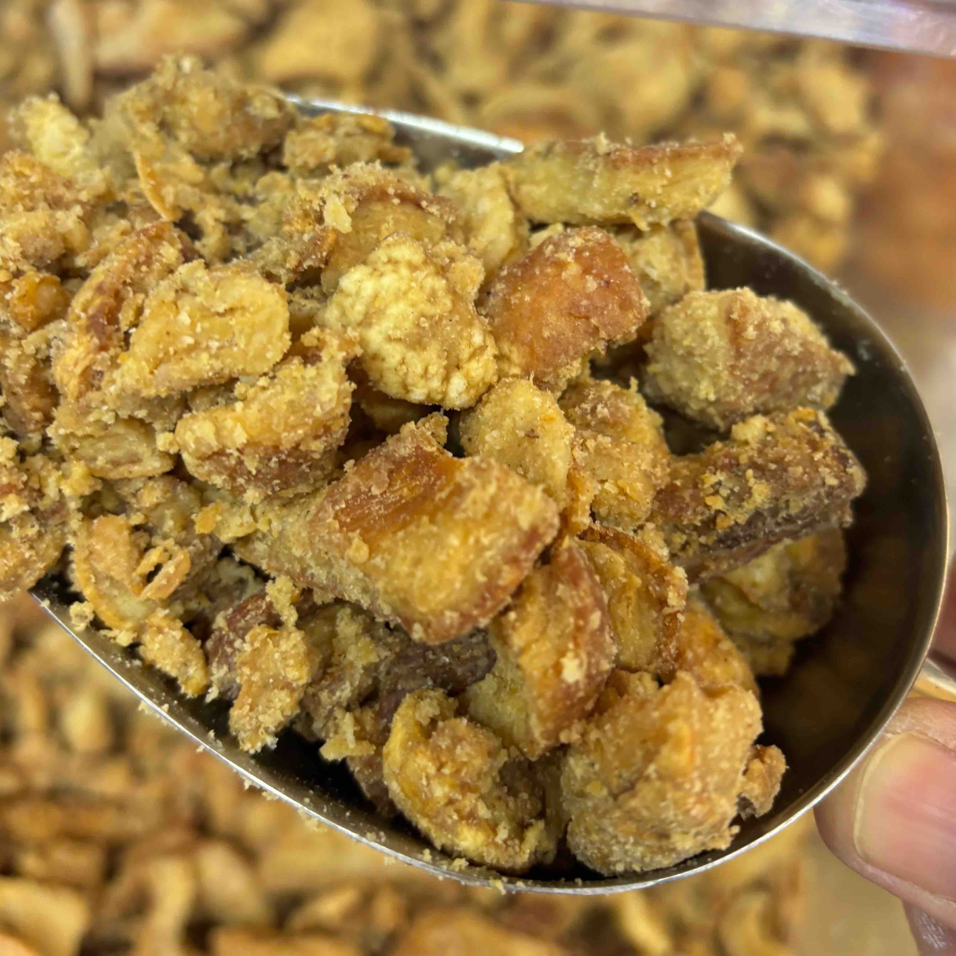 Old Piggery Pork Scratchings