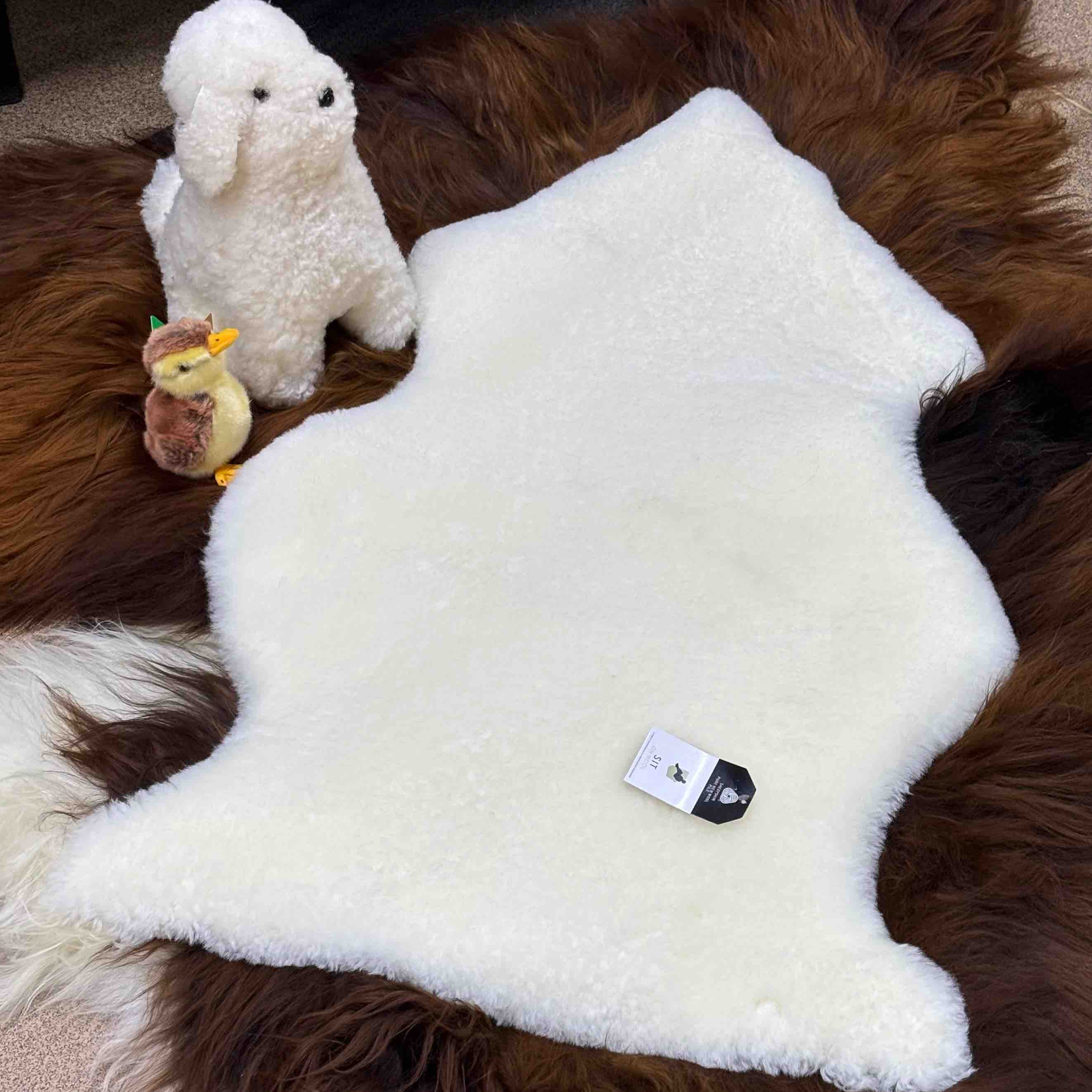 Natural Short Wool Sheepskin Baby Rug – 90 x 60 cm