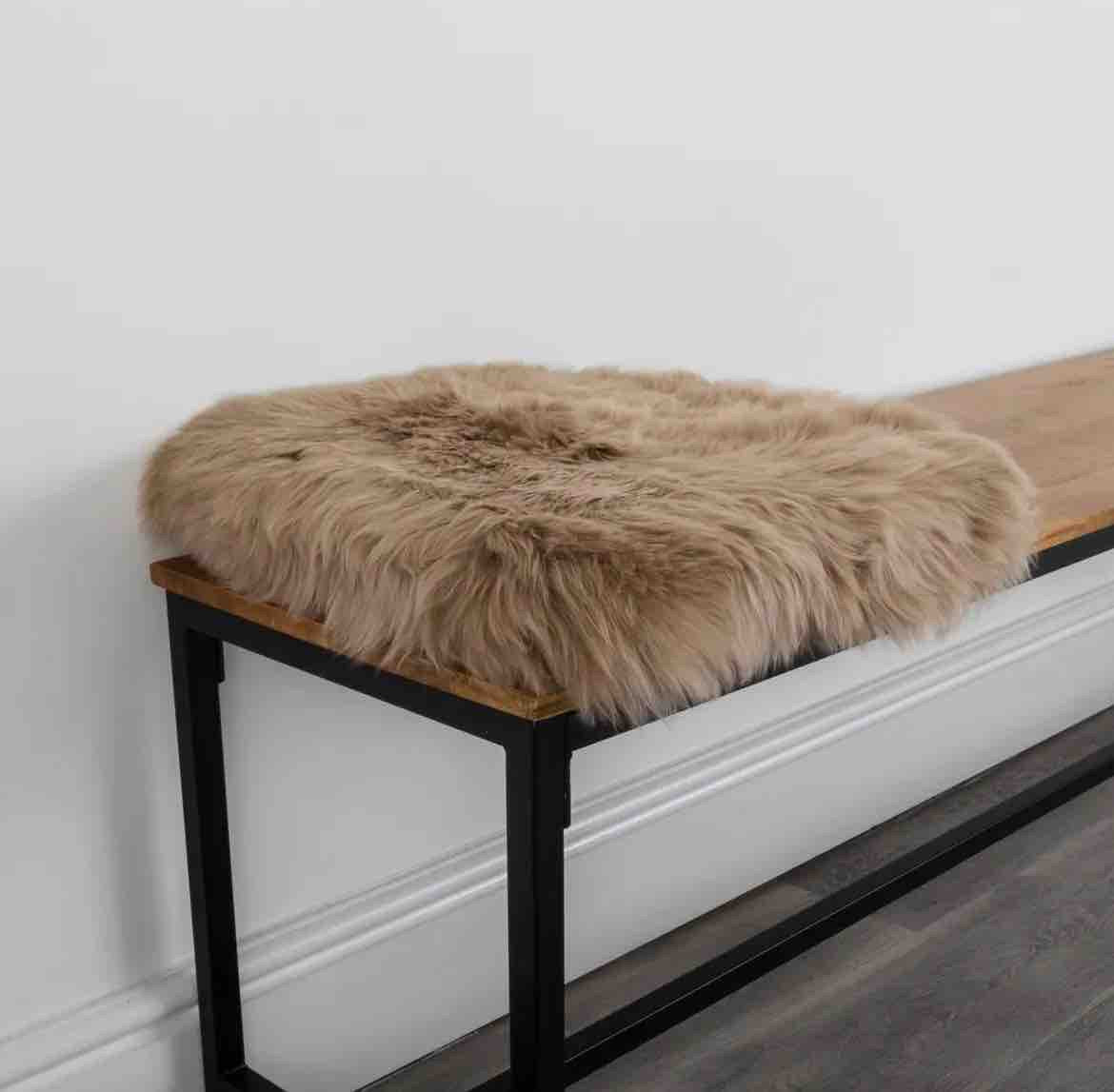Square sheepskin seat pad