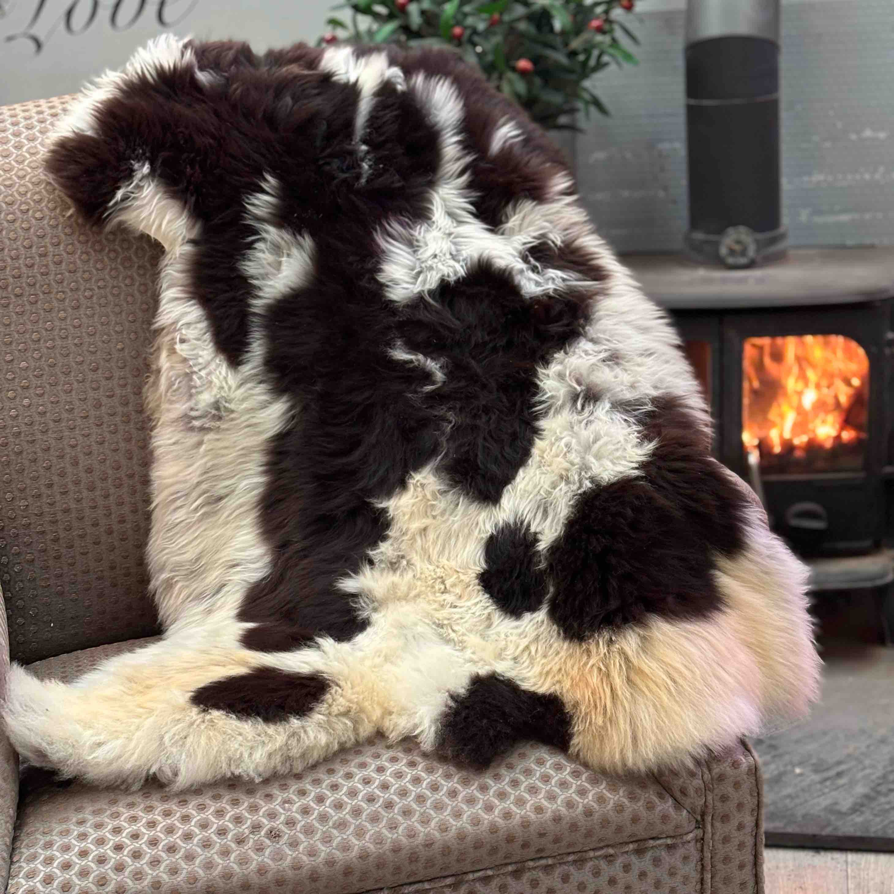 4 Jacob Sheepskin rug Patio Set