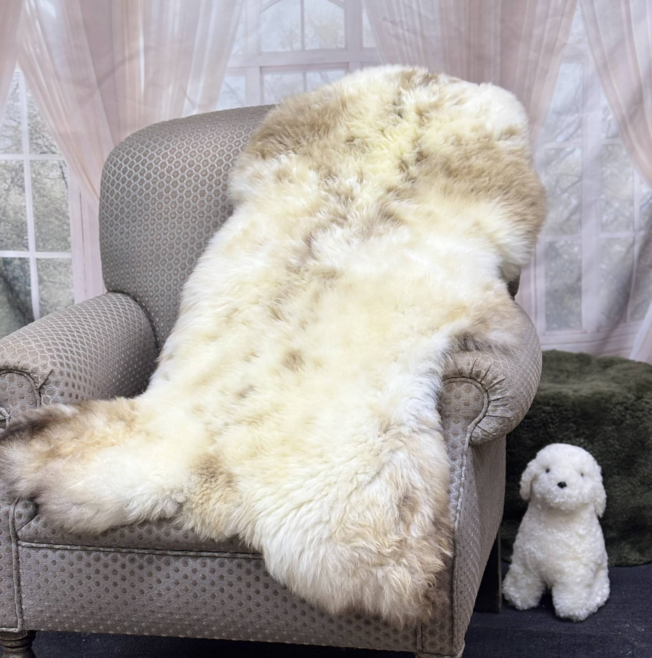 Jacob Sheepskin Rug Extra Large