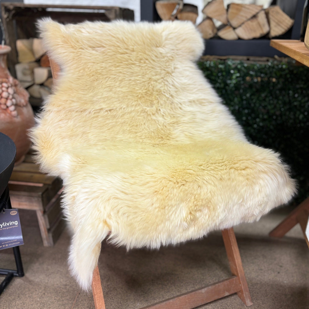 4 Extra Large Outdoor Patio Ivory Long Wool Sheepskins | 100cms plus