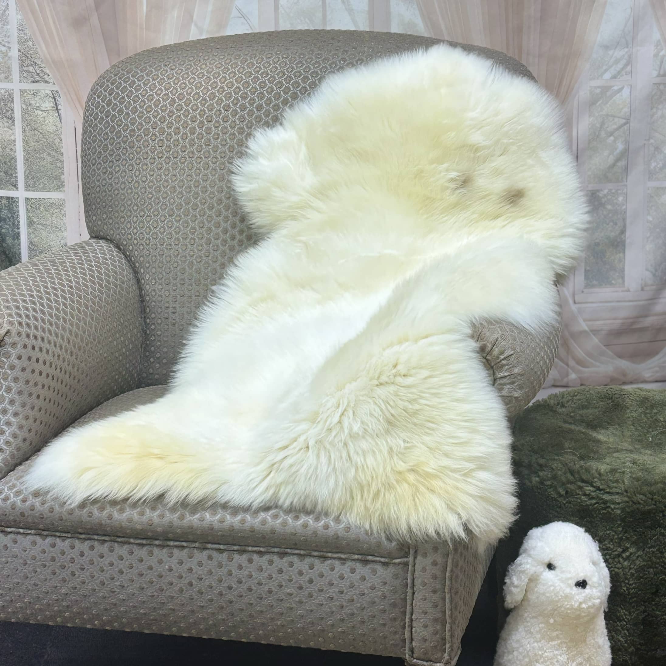 Large Hill Sheep Sheepskin Rug 